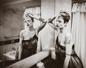 Hennas Shower - the Video